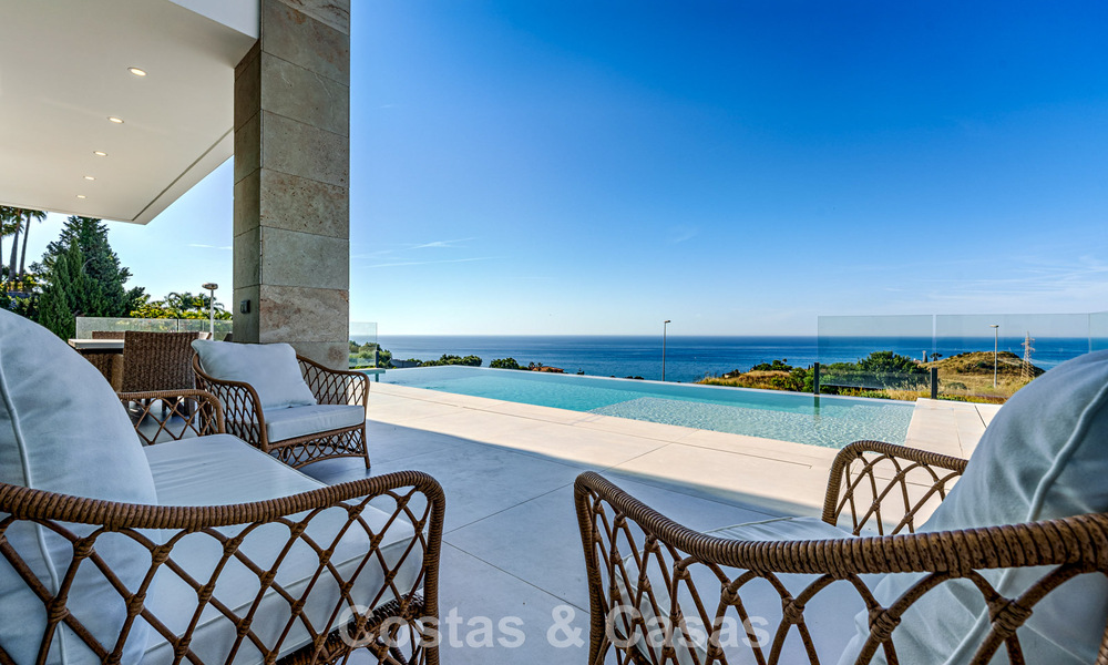 Move-in ready, modern luxury villa with panoramic sea views for sale in a quiet residential area in Benalmadena, Costa del Sol 782334