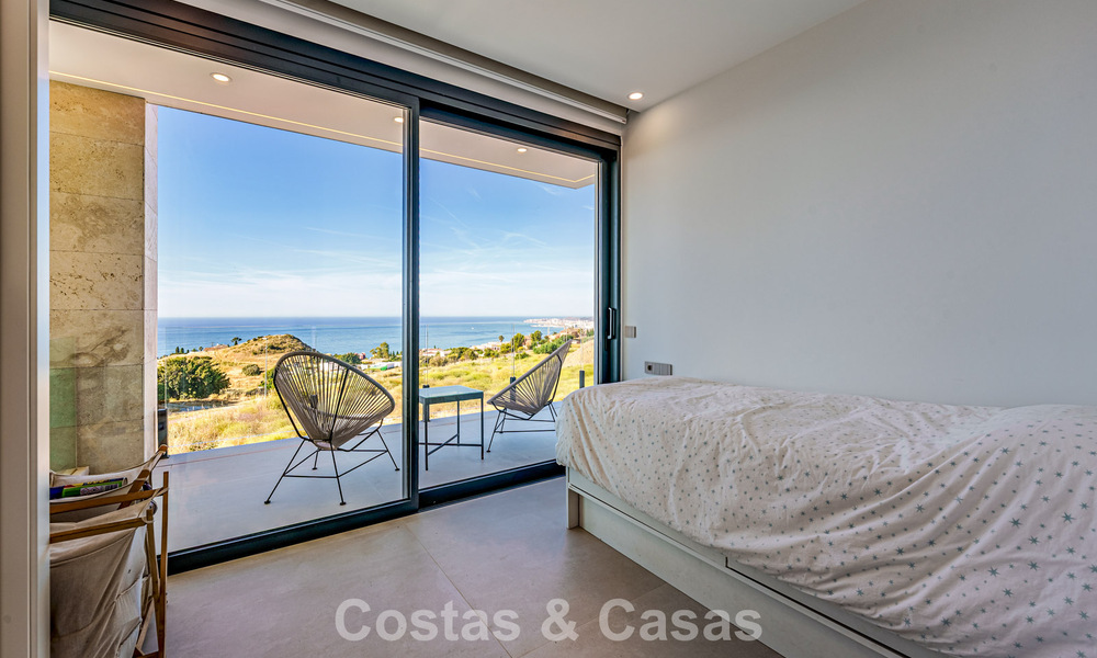Move-in ready, modern luxury villa with panoramic sea views for sale in a quiet residential area in Benalmadena, Costa del Sol 782344