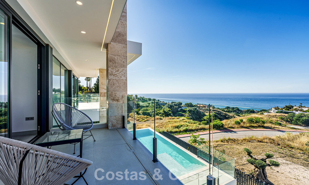 Move-in ready, modern luxury villa with panoramic sea views for sale in a quiet residential area in Benalmadena, Costa del Sol 782345