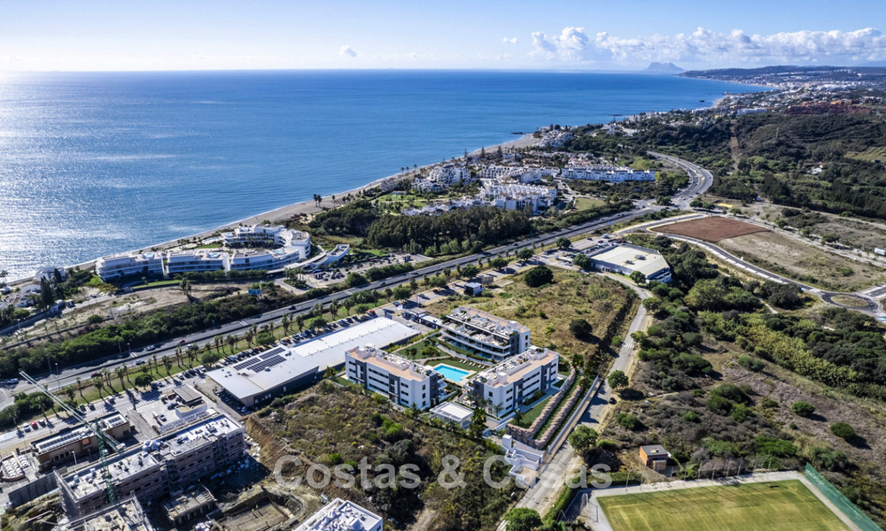 New contemporary apartments with stunning sea views for sale near Estepona centre 783348