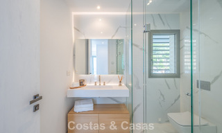 Sophisticated apartment with panoramic sea views for sale in a gated boutique complex in the hills of Marbella - Benahavis 783458 