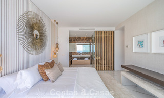 Sophisticated apartment with panoramic sea views for sale in a gated boutique complex in the hills of Marbella - Benahavis 783461 
