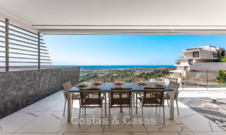 Sophisticated apartment with panoramic sea views for sale in a gated boutique complex in the hills of Marbella - Benahavis 783462 