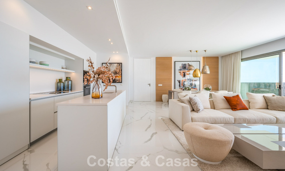 Sophisticated apartment with panoramic sea views for sale in a gated boutique complex in the hills of Marbella - Benahavis 783480
