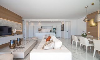 Sophisticated apartment with panoramic sea views for sale in a gated boutique complex in the hills of Marbella - Benahavis 783486 