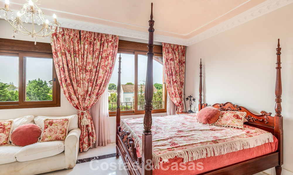 Very spacious duplex penthouse with private pool for sale, beachside near Guadalmina Baja, Marbella - Estepona 783531