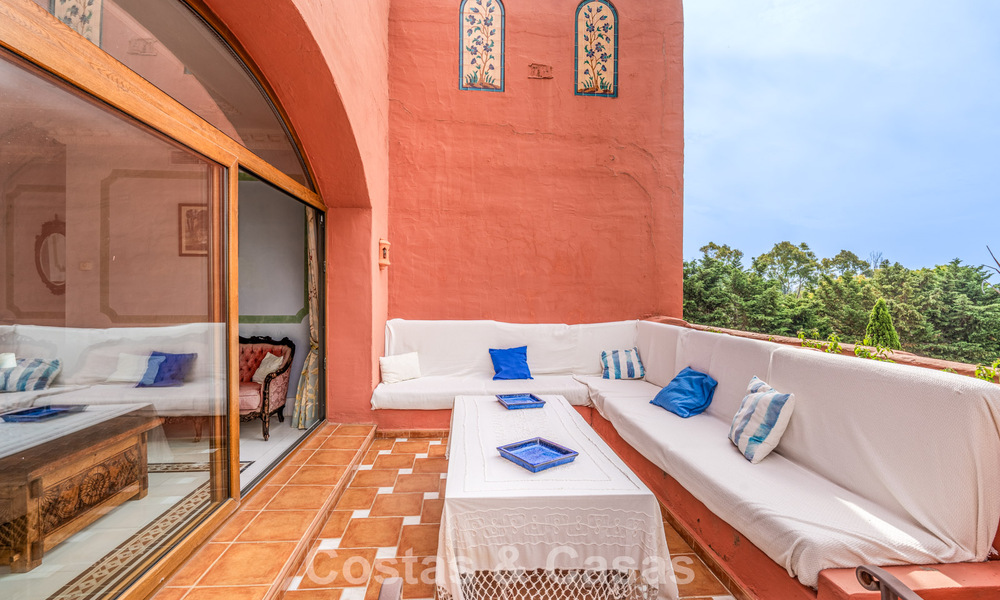 Very spacious duplex penthouse with private pool for sale, beachside near Guadalmina Baja, Marbella - Estepona 783537