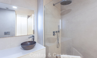 Modern 4 bedroom beachfront apartment for sale with sea views in Estepona, Costa del Sol 782677 