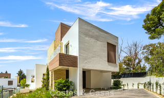 Contemporary villa for sale within walking distance of the beach and amenities in Marbella city 783514 