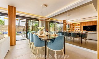 Luxuriously renovated Mediterranean-style townhouse for sale on the beachside of Marbella's Golden Mile 782816 