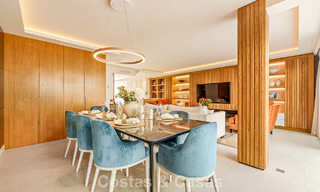 Luxuriously renovated Mediterranean-style townhouse for sale on the beachside of Marbella's Golden Mile 782817 