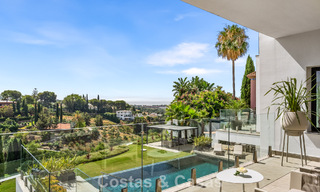 Frontline golf villa with golf and sea views for sale in the prestigious 5* golf resort in Marbella - Benahavis 783372 