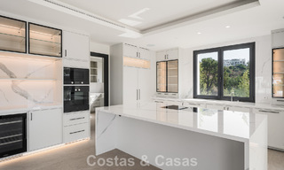 Move-in ready, contemporary luxury villa for sale adjacent to the golf course on the New Golden Mile between Marbella and Estepona 783286 