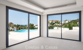 Move-in ready, contemporary luxury villa for sale adjacent to the golf course on the New Golden Mile between Marbella and Estepona 783291 