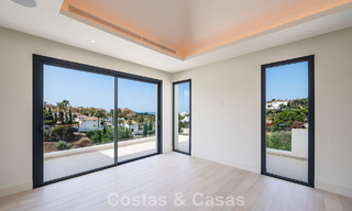 Move-in ready, contemporary luxury villa for sale adjacent to the golf course on the New Golden Mile between Marbella and Estepona 783296 