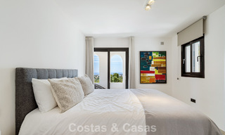 Luxurious contemporanean Mediterranean villa for sale in the hills of Nueva Andalucia, Marbella 783217 