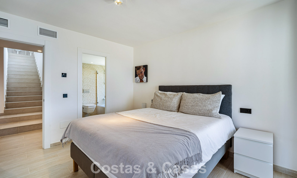 Luxurious contemporanean Mediterranean villa for sale in the hills of Nueva Andalucia, Marbella 783218