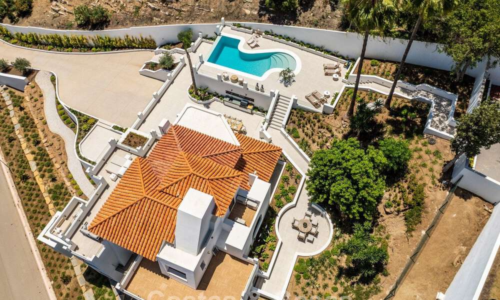 Luxurious contemporanean Mediterranean villa for sale in the hills of Nueva Andalucia, Marbella 783229