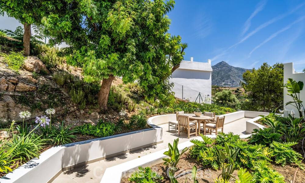 Luxurious contemporanean Mediterranean villa for sale in the hills of Nueva Andalucia, Marbella 783232