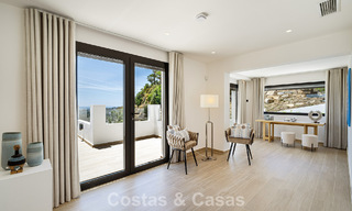 Luxurious contemporanean Mediterranean villa for sale in the hills of Nueva Andalucia, Marbella 783257 