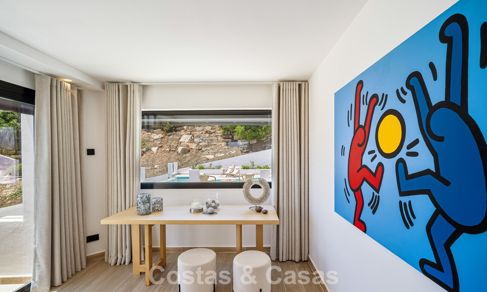 Luxurious contemporanean Mediterranean villa for sale in the hills of Nueva Andalucia, Marbella 783258