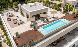 Move-in ready, high-end designer home for sale in a prime resort-style complex on Marbella's Golden Mile 782732 