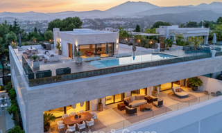 Move-in ready, high-end designer home for sale in a prime resort-style complex on Marbella's Golden Mile 782735 