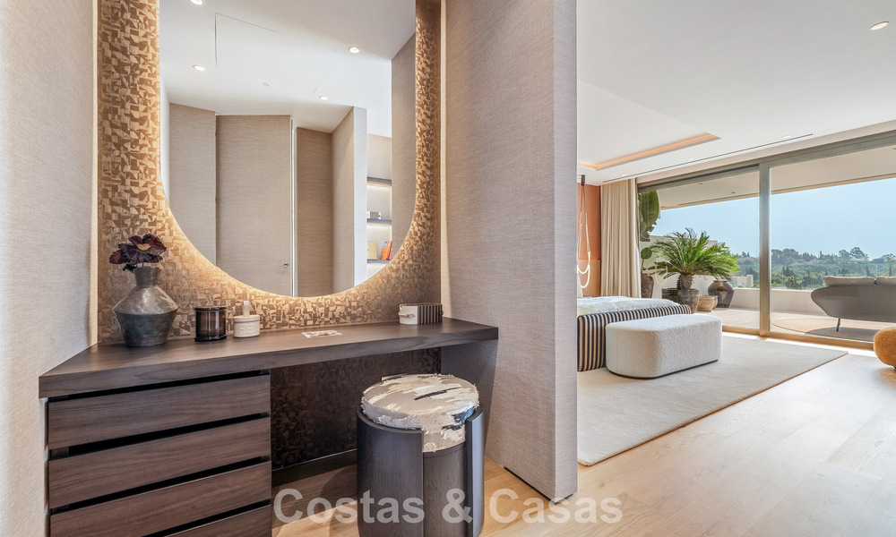 Move-in ready, high-end designer home for sale in a prime resort-style complex on Marbella's Golden Mile 782753