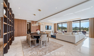 Move-in ready, high-end designer home for sale in a prime resort-style complex on Marbella's Golden Mile 782757 