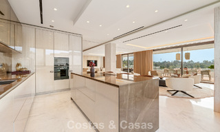 Move-in ready, high-end designer home for sale in a prime resort-style complex on Marbella's Golden Mile 782760 