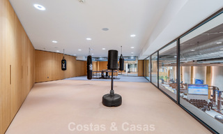 Move-in ready, high-end designer home for sale in a prime resort-style complex on Marbella's Golden Mile 782769 