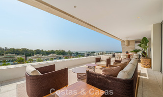 Move-in ready, high-end designer home for sale in a prime resort-style complex on Marbella's Golden Mile 782772 