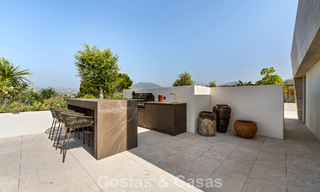 Move-in ready, high-end designer home for sale in a prime resort-style complex on Marbella's Golden Mile 782773 