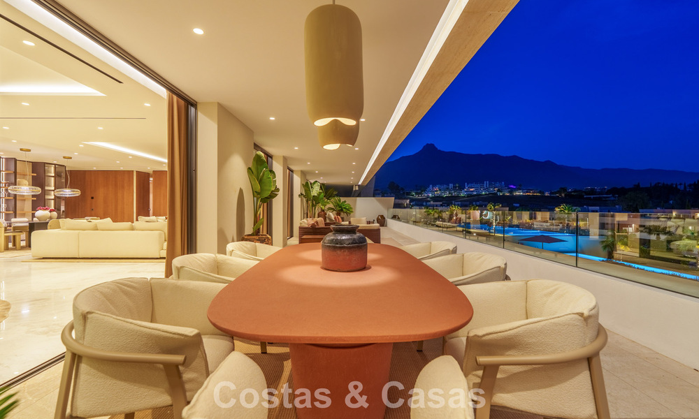 Move-in ready, high-end designer home for sale in a prime resort-style complex on Marbella's Golden Mile 782790