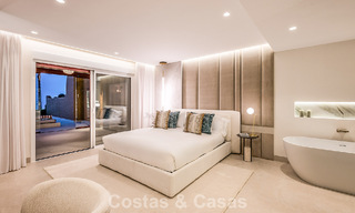 High-quality, modernized luxury beachfront apartment with stunning sea views, private garden and pool, Marbella - Estepona 782606 