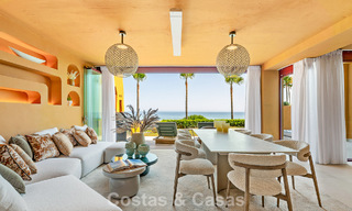 High-quality, modernized luxury beachfront apartment with stunning sea views, private garden and pool, Marbella - Estepona 782628 