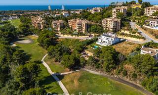 Frontline golf villa in a modern Mediterranean style for sale in Elviria, east of Marbella center 783013 