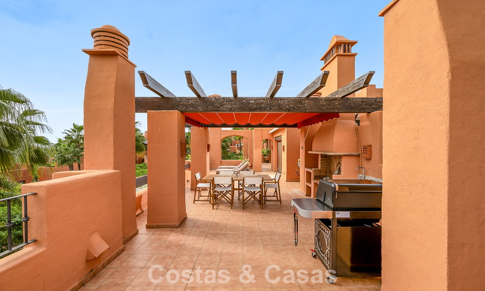 Exceptional duplex penthouse for sale, within walking distance to Puerto Banus in Nueva Andalucia, Marbella 783042