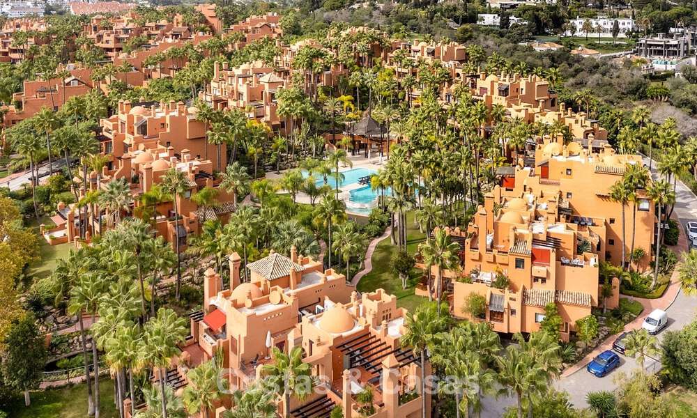 Exceptional duplex penthouse for sale, within walking distance to Puerto Banus in Nueva Andalucia, Marbella 783052