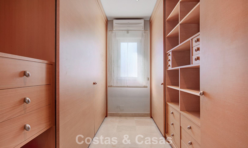 Luxury Mediterranean-style villa for sale within walking distance of the beach and amenities in Guadalmina Baja, Marbella 783077