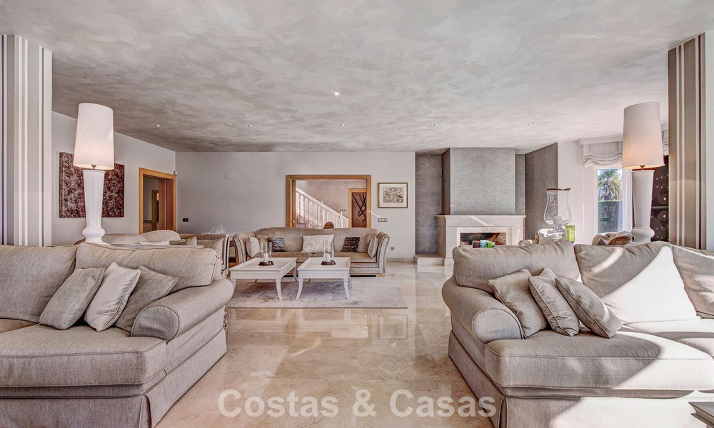 Luxury Mediterranean-style villa for sale within walking distance of the beach and amenities in Guadalmina Baja, Marbella 783084