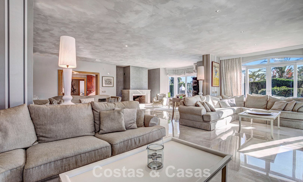 Luxury Mediterranean-style villa for sale within walking distance of the beach and amenities in Guadalmina Baja, Marbella 783086