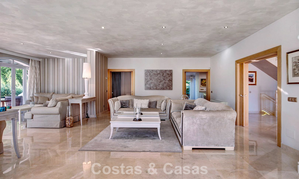 Luxury Mediterranean-style villa for sale within walking distance of the beach and amenities in Guadalmina Baja, Marbella 783115