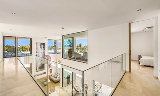 Sophisticated luxury villa for sale with private tennis court in the heart of Nueva Andalucia, Marbella 783603 