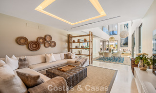 Sophisticated luxury villa for sale with private tennis court in the heart of Nueva Andalucia, Marbella 783617 