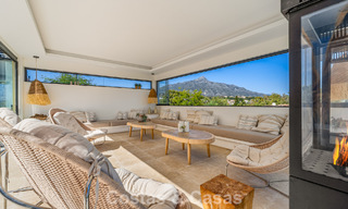 Sophisticated luxury villa for sale with private tennis court in the heart of Nueva Andalucia, Marbella 783626 
