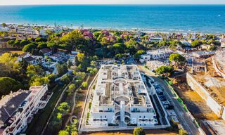 Two-bedroom ground floor apartment for sale just steps from the beach in Elviria, Marbella 783644 