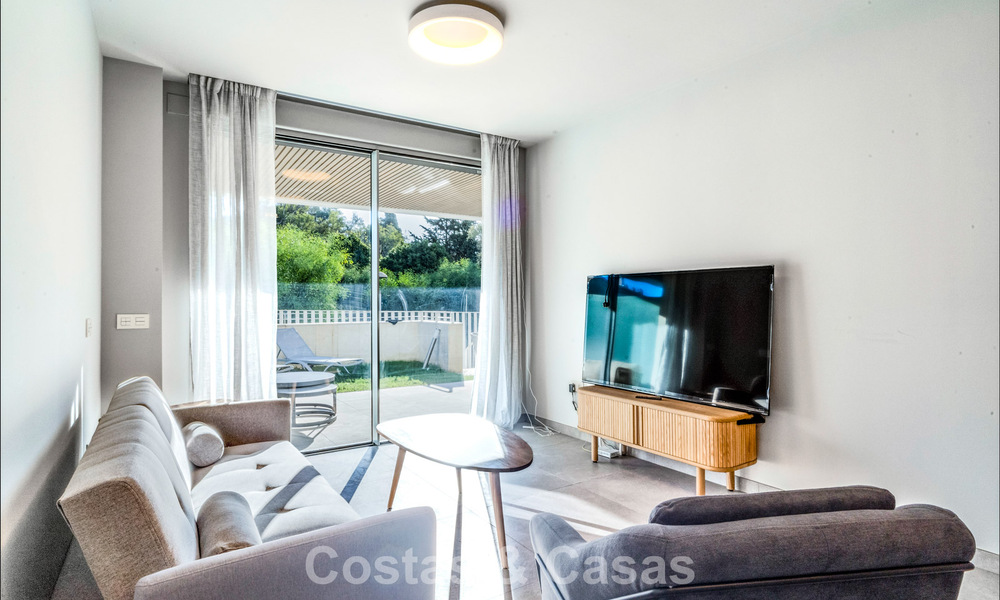 Two-bedroom ground floor apartment for sale just steps from the beach in Elviria, Marbella 783646