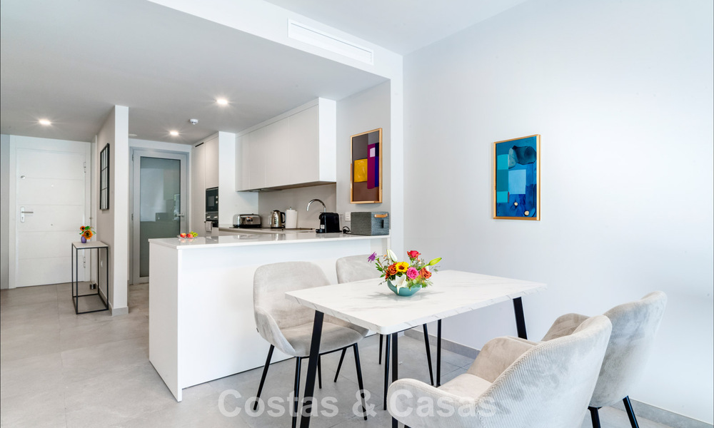 Two-bedroom ground floor apartment for sale just steps from the beach in Elviria, Marbella 783652