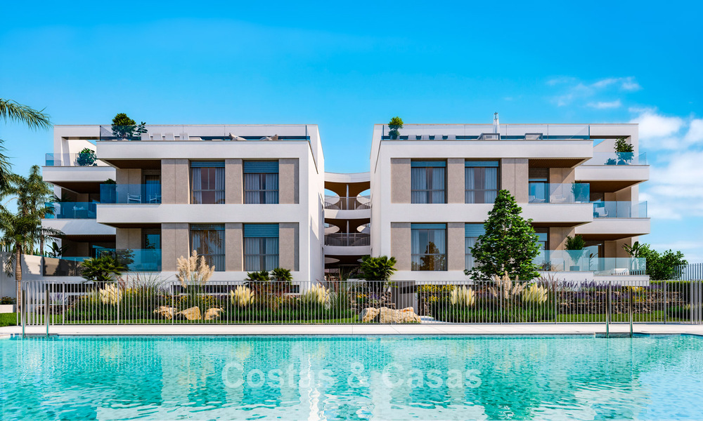 Two-bedroom ground floor apartment for sale just steps from the beach in Elviria, Marbella 783658